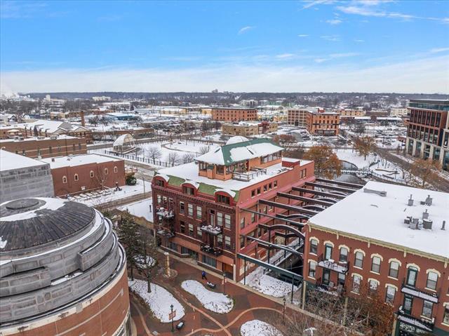 Builiding view forty six for 230 Kalamazoo Mall, Kalamazoo, MI. 49007