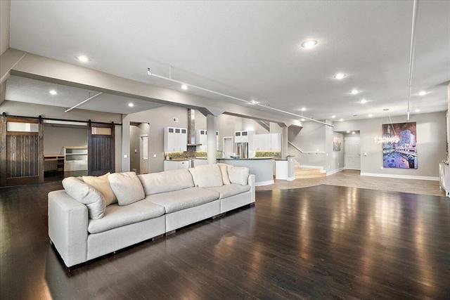 Builiding view sixteen for 230 Kalamazoo Mall, Kalamazoo, MI. 49007