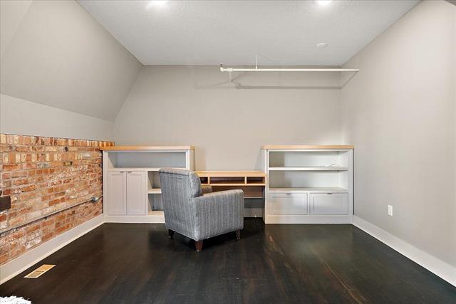 Builiding view twenty for 230 Kalamazoo Mall, Kalamazoo, MI. 49007