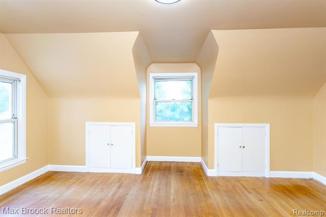 Builiding view twenty seven for 25830 Berkley, Huntington Woods, MI. 48070