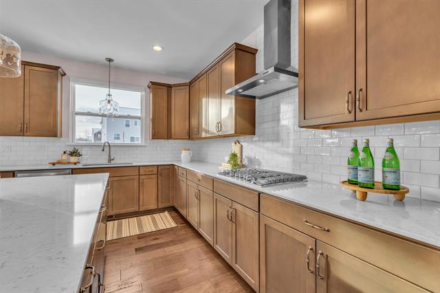 Builiding view seventeen for 4139 Montith, Ypsilanti, MI. 48197