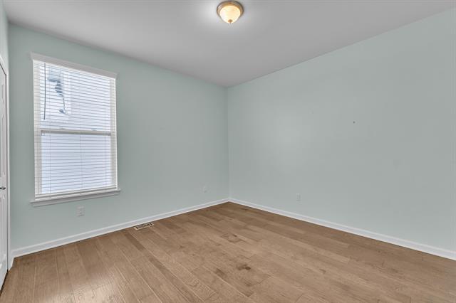 Builiding view thirty five for 4139 Montith, Ypsilanti, MI. 48197