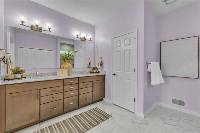 Builiding view thirty one for 4139 Montith, Ypsilanti, MI. 48197