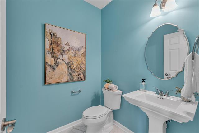 Builiding view twenty five for 4139 Montith, Ypsilanti, MI. 48197