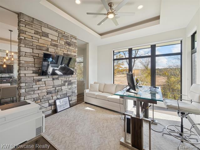 Builiding view seventeen for 1164 Lake Forest Way, Milford, MI. 48380