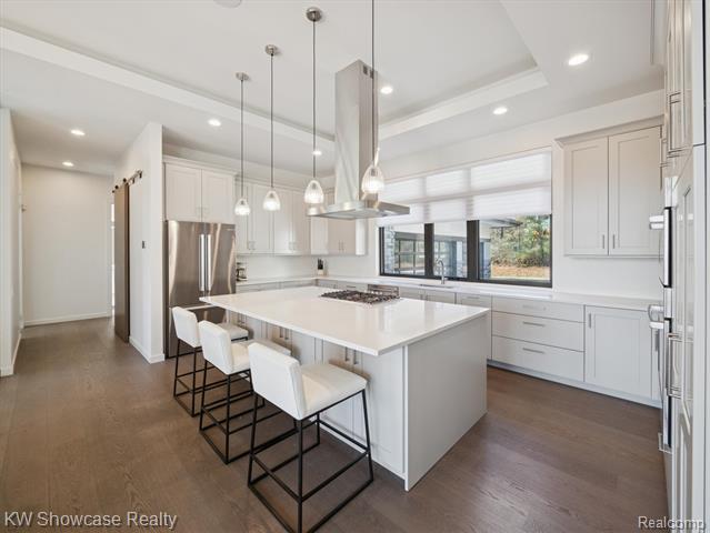 Builiding view thirteen for 1164 Lake Forest Way, Milford, MI. 48380