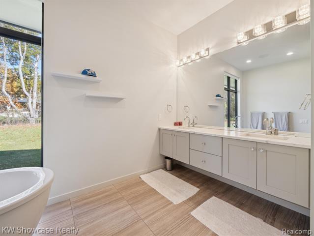 Builiding view twenty one for 1164 Lake Forest Way, Milford, MI. 48380