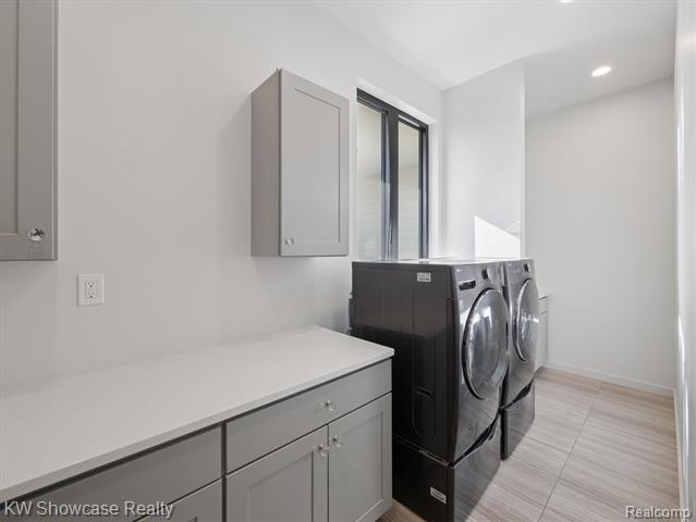 Builiding view twenty seven for 1164 Lake Forest Way, Milford, MI. 48380