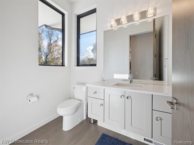 Builiding view twenty six for 1164 Lake Forest Way, Milford, MI. 48380