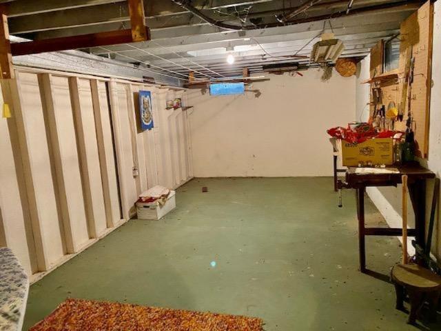 Builiding view forty two for 2888 Clarice, Kalamazoo, MI. 49048