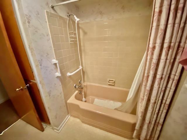Builiding view thirty one for 2888 Clarice, Kalamazoo, MI. 49048