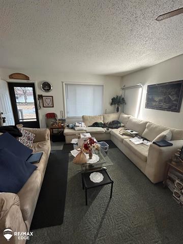 Builiding view one for 3010 Wyoming, Flint, MI. 48506