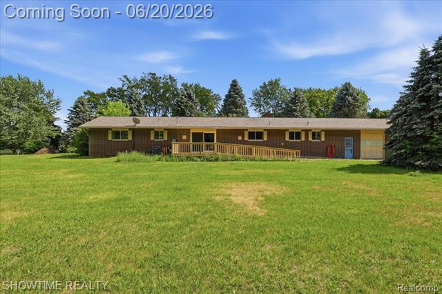 Builiding view eight for 1661 Madeline, Lapeer, MI. 48446