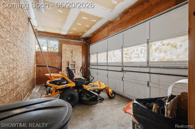 Builiding view forty for 1661 Madeline, Lapeer, MI. 48446