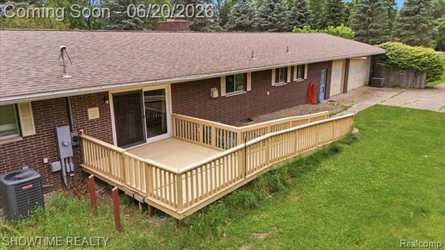 Builiding view six for 1661 Madeline, Lapeer, MI. 48446
