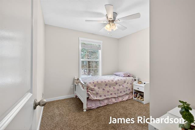 Builiding view eighteen for 11521 144Th, West Olive, MI. 49460