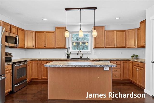 Builiding view seven for 11521 144Th, West Olive, MI. 49460