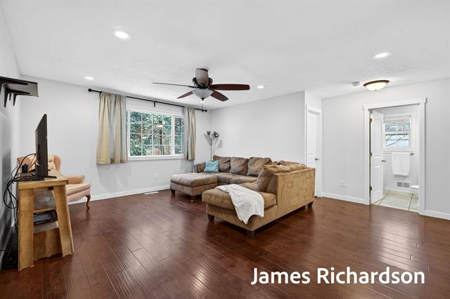 Builiding view thirteen for 11521 144Th, West Olive, MI. 49460