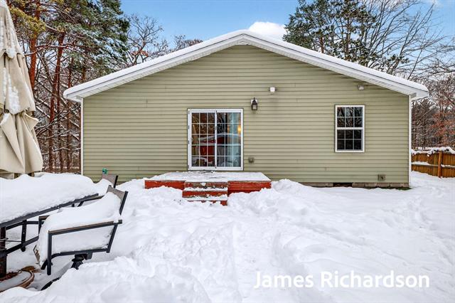 Builiding view thirty seven for 11521 144Th, West Olive, MI. 49460