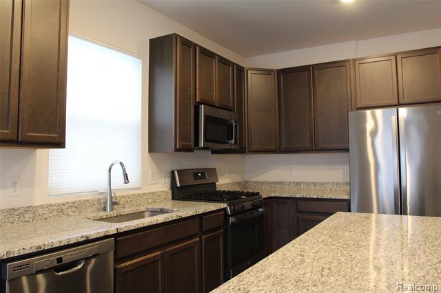 Builiding view two for 8270 Carston, Brighton, MI. 48116