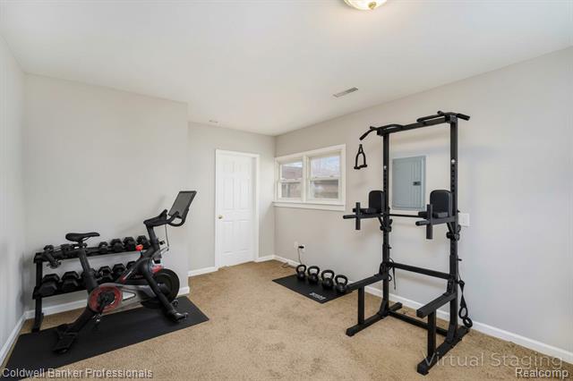 Builiding view seventeen for 550 Kennedy, Ypsilanti, MI. 48198