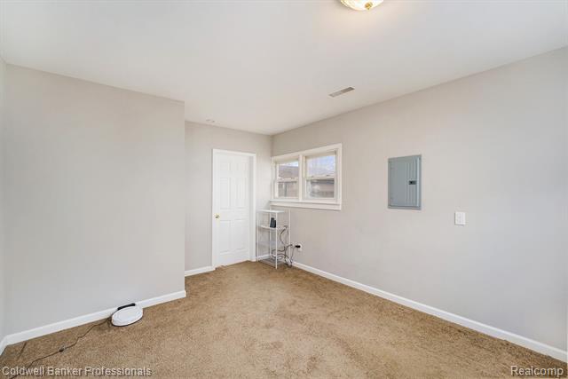 Builiding view sixteen for 550 Kennedy, Ypsilanti, MI. 48198