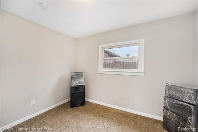 Builiding view thirteen for 550 Kennedy, Ypsilanti, MI. 48198