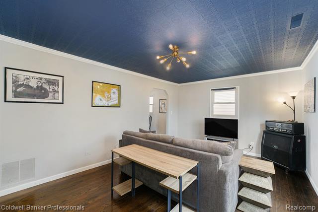 Builiding view three for 550 Kennedy, Ypsilanti, MI. 48198