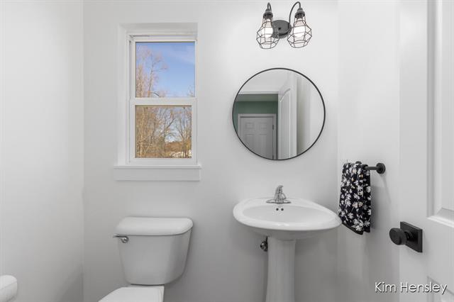 Builiding view thirteen for 473 Orchard, Rockford, MI. 49341