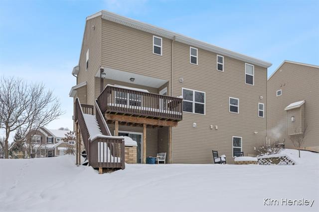 Builiding view thirty seven for 473 Orchard, Rockford, MI. 49341