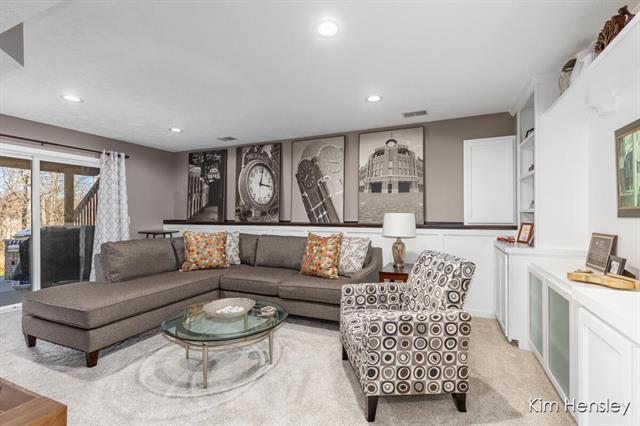 Builiding view twenty four for 473 Orchard, Rockford, MI. 49341