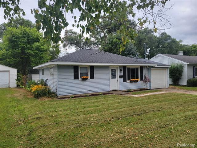 Builiding view six for 213 Broadway, Battle Creek, MI. 49037