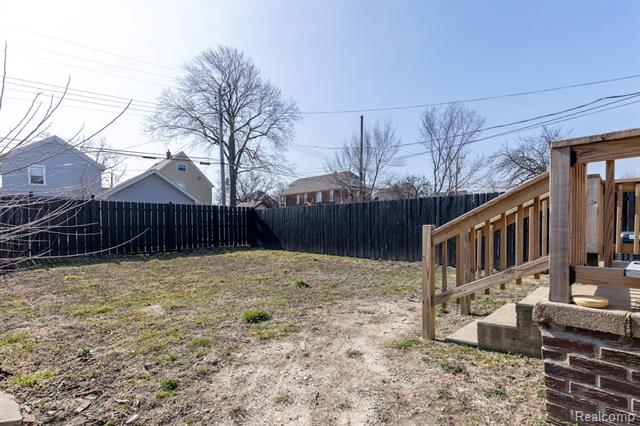 Builiding view four for 644 Melbourne, Detroit, MI. 48202