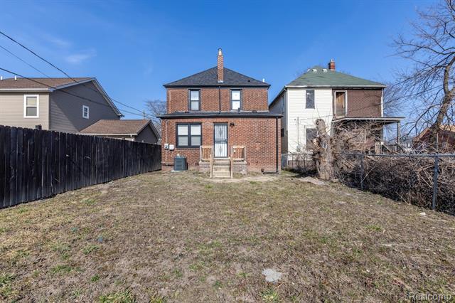 Builiding view three for 644 Melbourne, Detroit, MI. 48202