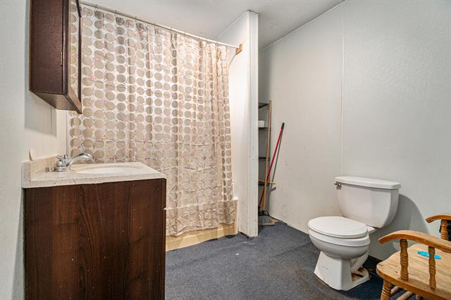 Builiding view eleven for 69819 Nottawa, Sturgis, MI. 49091