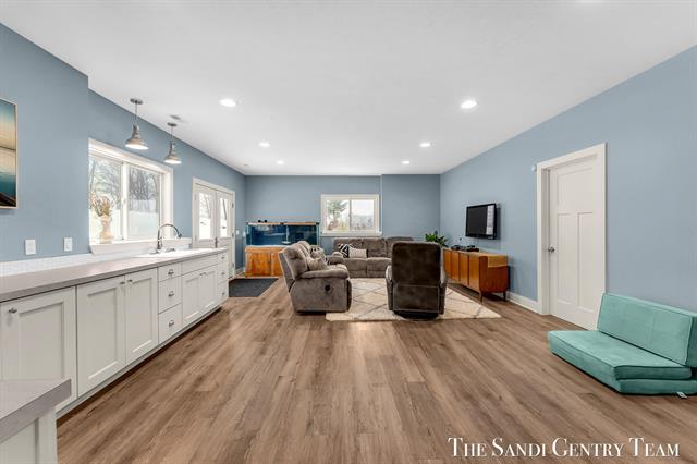 Builiding view forty four for 16527 Lake Michigan, West Olive, MI. 49460