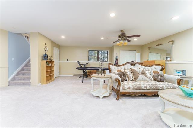 Builiding view sixteen for 5670 Fowlerville Rd, Fowlerville, MI. 48836