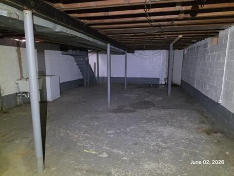 Builiding view fifteen for 8889 Plainview, Detroit, MI. 48228