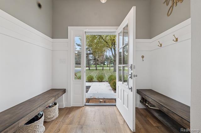 Builiding view five for 5100 Oak Hill Rd, Clarkston, MI. 48348