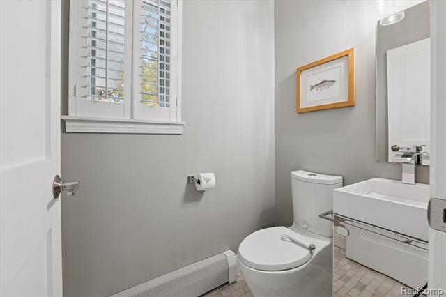 Builiding view thirty one for 5100 Oak Hill Rd, Clarkston, MI. 48348