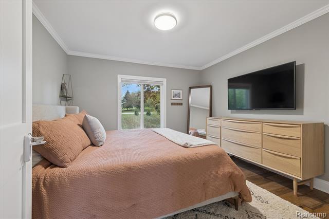 Builiding view twenty one for 5100 Oak Hill Rd, Clarkston, MI. 48348