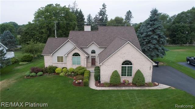 front view for 7600 Wisteria Way, Brighton, Mi. 48116