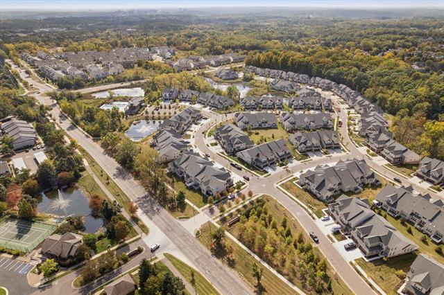 Builiding view fifty two for 3250 Brackley, Ann Arbor, MI. 48105