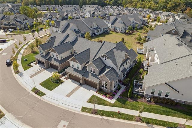 Builiding view forty eight for 3250 Brackley, Ann Arbor, MI. 48105