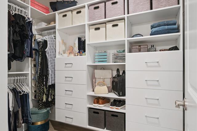 Builiding view twenty nine for 3250 Brackley, Ann Arbor, MI. 48105