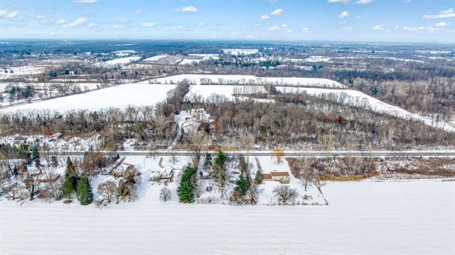 Builiding view forty for 6112 Bemis, Ypsilanti, MI. 48197