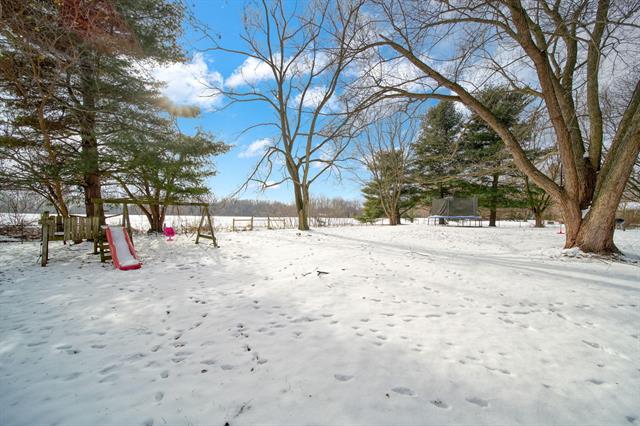 Builiding view thirty four for 6112 Bemis, Ypsilanti, MI. 48197