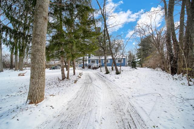 Builiding view three for 6112 Bemis, Ypsilanti, MI. 48197