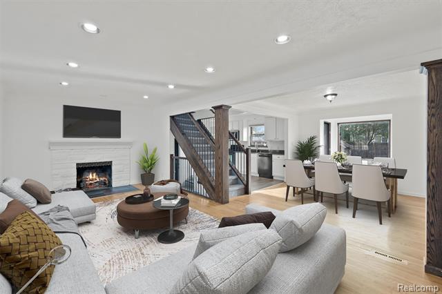 Builiding view three for 13111 Nadine, Huntington Woods, MI. 48070