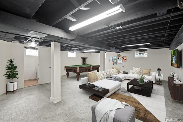 Builiding view twenty one for 13111 Nadine, Huntington Woods, MI. 48070